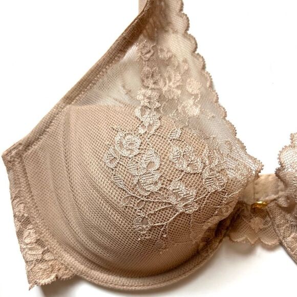 Natori “Cherry Blossom” Cameo Rose Convertible Bra - Picture 2 of 8